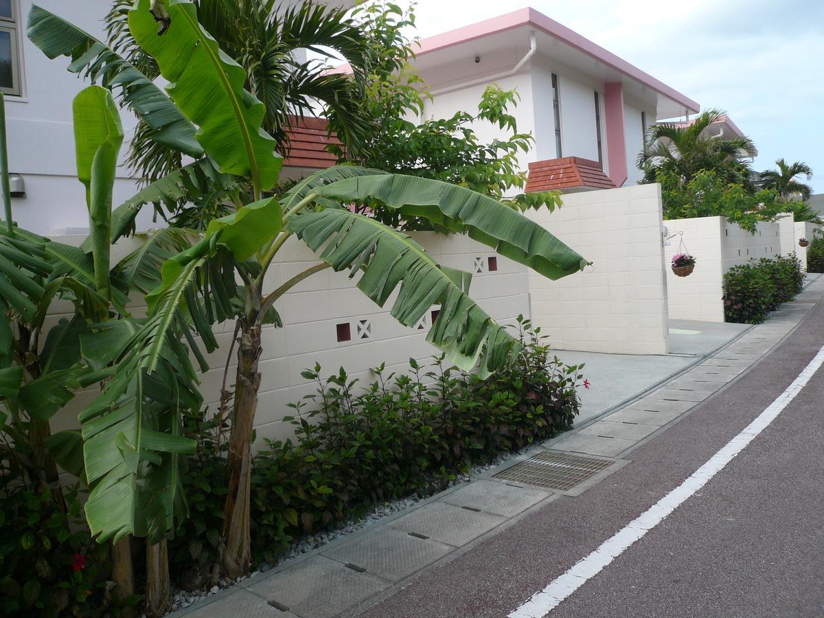 Villa Motobu Hills Buitenkant foto