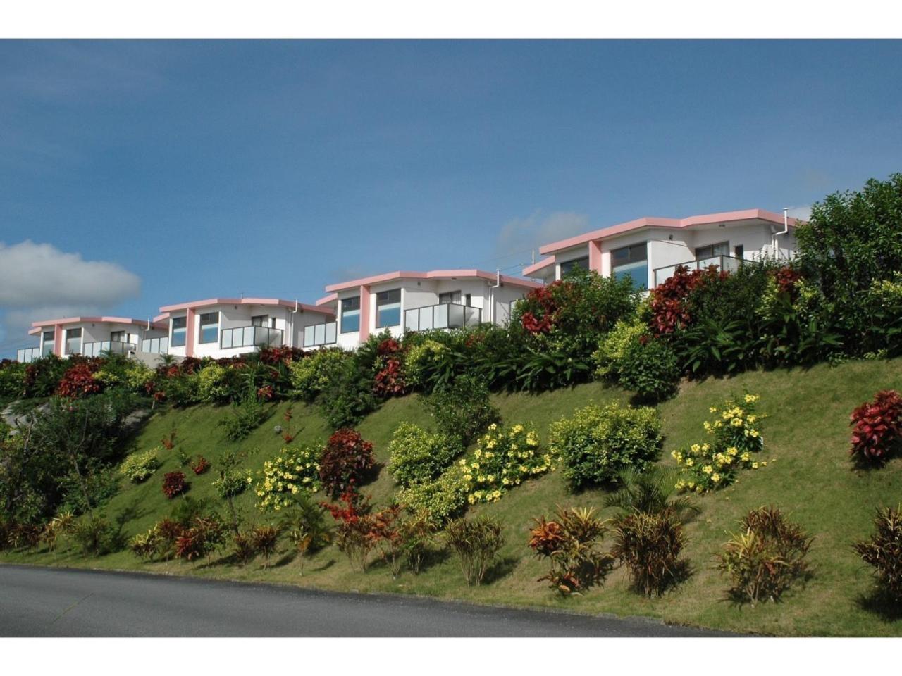 Villa Motobu Hills Buitenkant foto